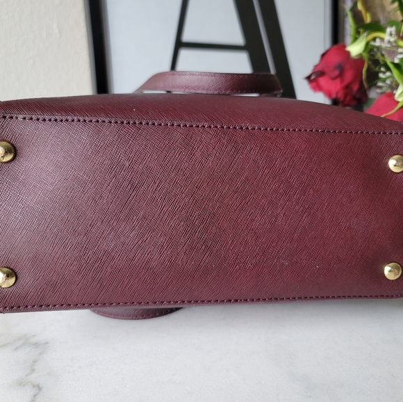 Michael Kors burgundy purse - Picture 7 of 7